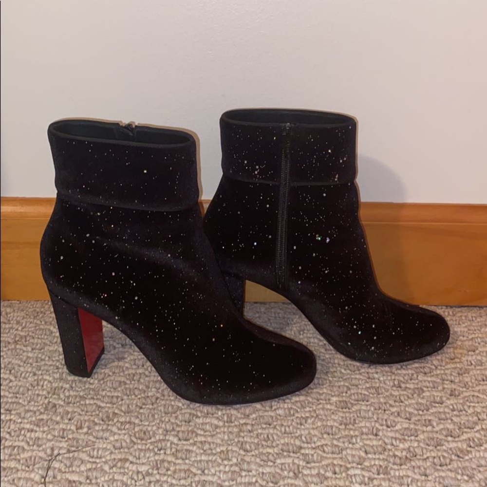 Like New Christian Louboutin Moulamax
